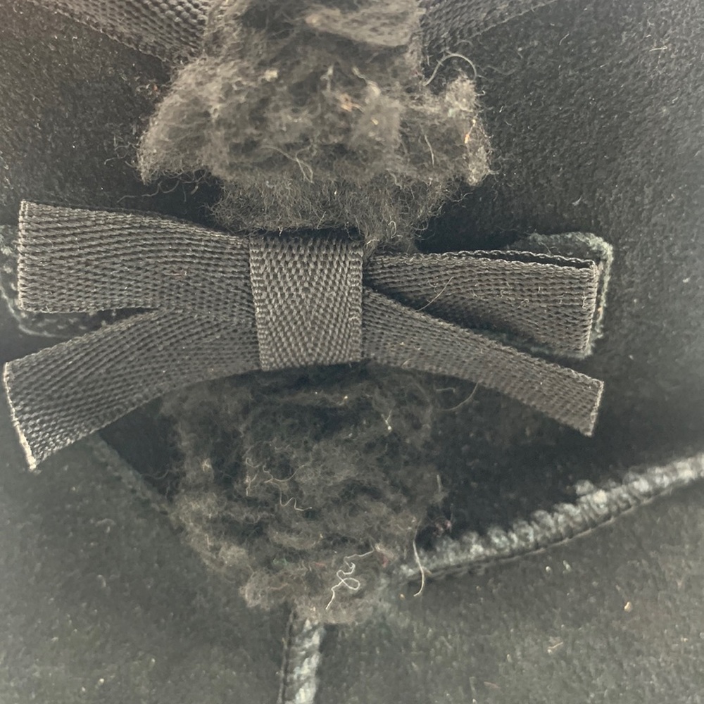 Koolabura by UGG short Black Suede Shearling Boots with Bow Size 5  BAB3927F - Picture 3 of 10